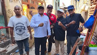 Kelurahan Bulak Banteng Luncurkan Program Rehab Rumah Tidak Layak Huni Tahun 2025 untuk Warga Berpenghasilan Rendah di Kecamatan Kenjeran Surabaya.