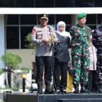 Polda Jatim Gelar Apel Besar dan Doa Bersama Lintas Agama, Forkopimda serta Ribuan Elemen Masyarakat Komitmen Jogo Jatim Pasca Unjuk Rasa.