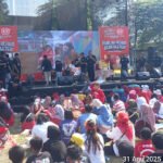 Gotong Royong dan Kebersamaan Terjalin dalam Jalan Sehat HUT RI ke-80 di Desa Kletek Kecamatan Taman.